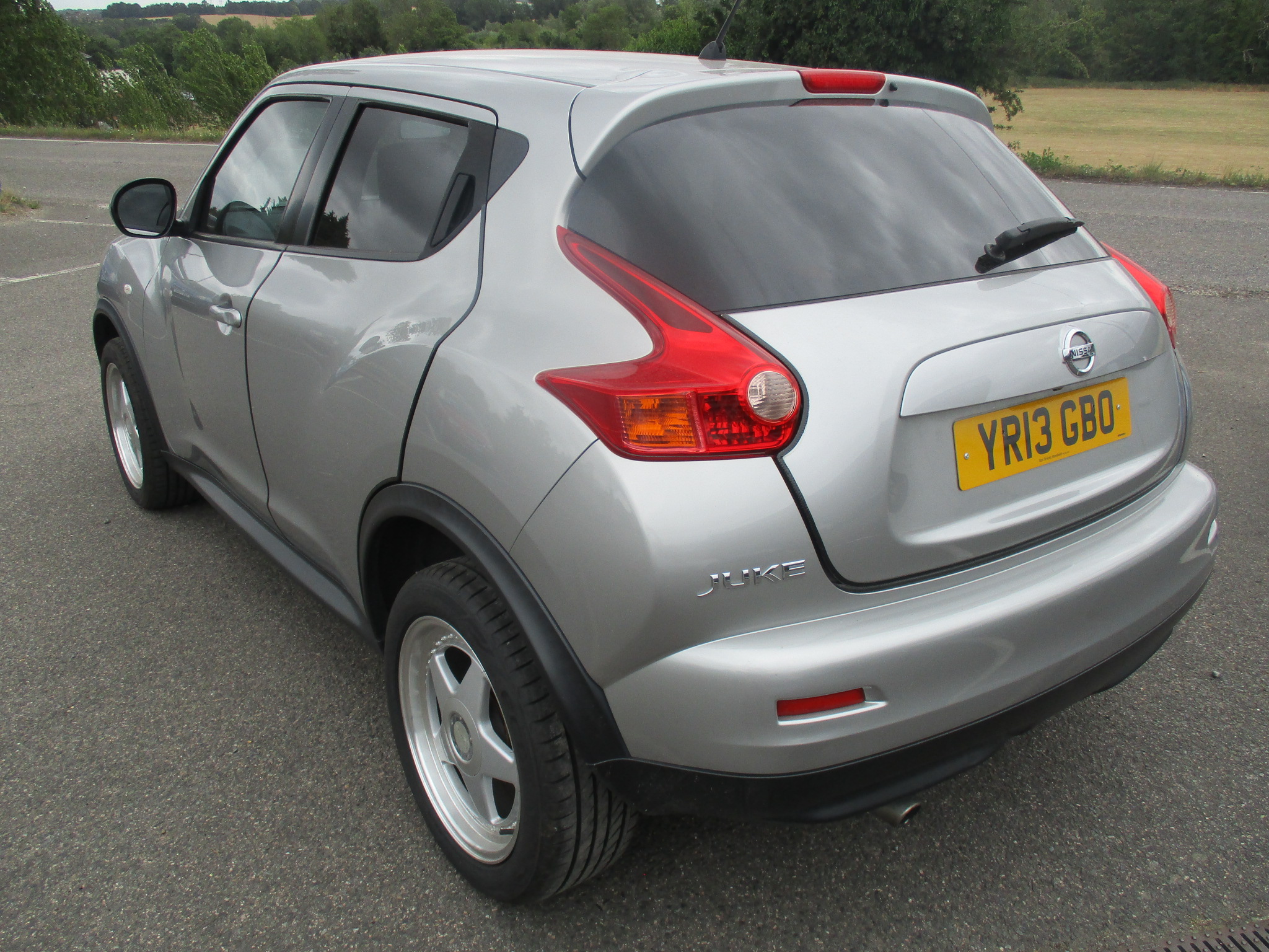 NISSAN JUKE 1.6 ACENTA PREMIUM (AUTO) 2013